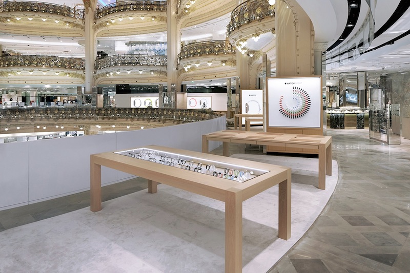 apple-watch-galeries-lafayette.jpg