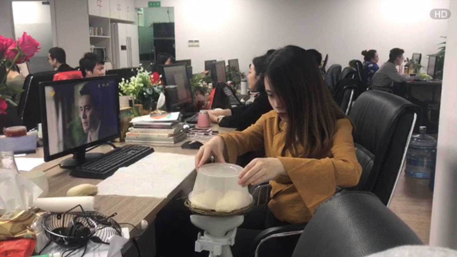 20170426-lif-office-cooking-2-data.jpg