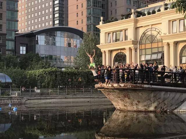 王晓峰离开摩拜的下午